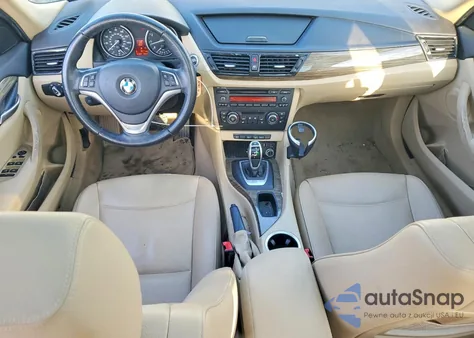 2013 BMW X1 xDrive28I z USA, uszkodzony, nr VIN WBAVL1C55DVR87811